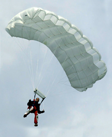 7-секционный запасной парашют Rush компании Firebird